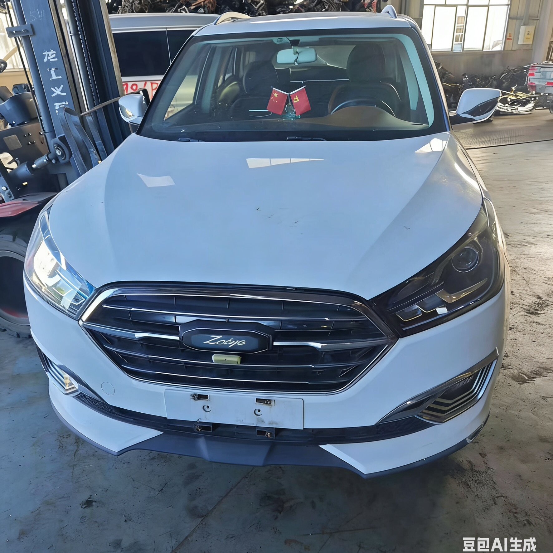 众泰T300拆车件保险杠机盖左前左后右前右后门门后备箱盖总成