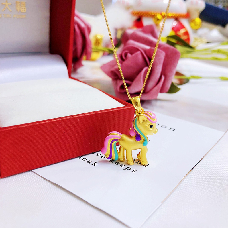 生肖本命年彩虹金马黄金吊坠老挝砂金镀3d金色女锁骨挂件套链首饰