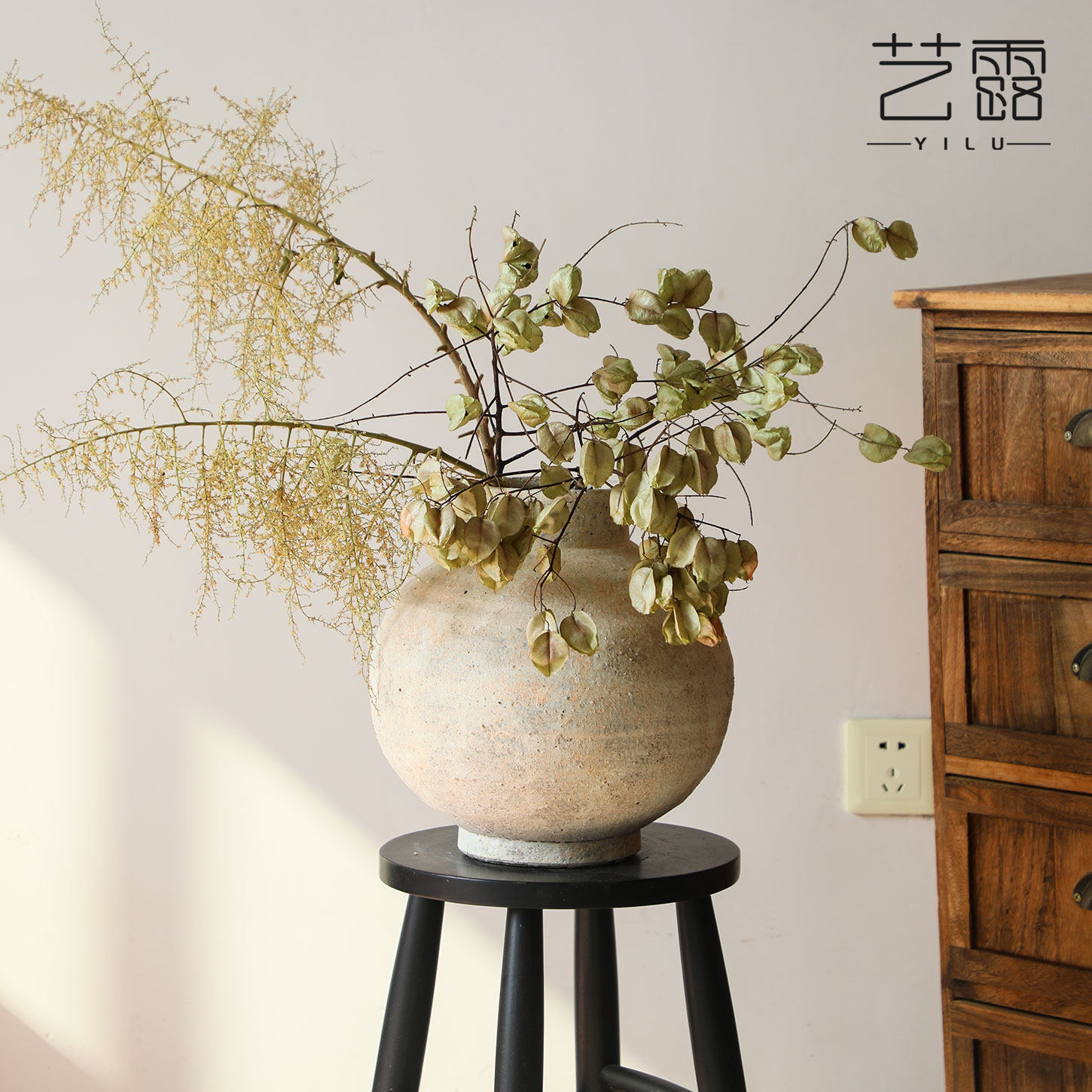 原创小众侘寂风中古客厅过道桌面陶瓷花瓶高级感鲜花水培干花花器,家居饰品,花瓶,淘宝优惠券,粉丝福利购,淘宝优惠卷