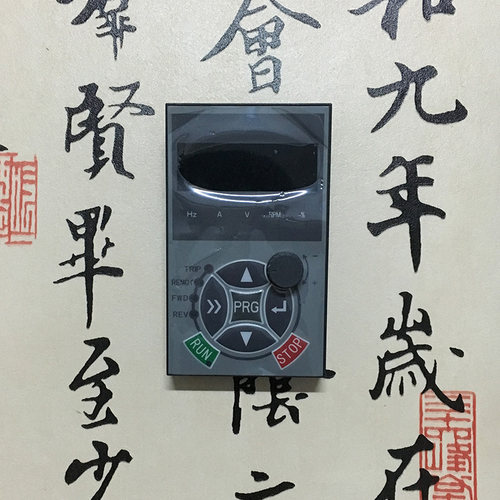 调速显示屏变频器