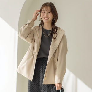 千金线高端 都市春日行 防风防水百搭腰部抽绳连帽短款冲锋衣外套