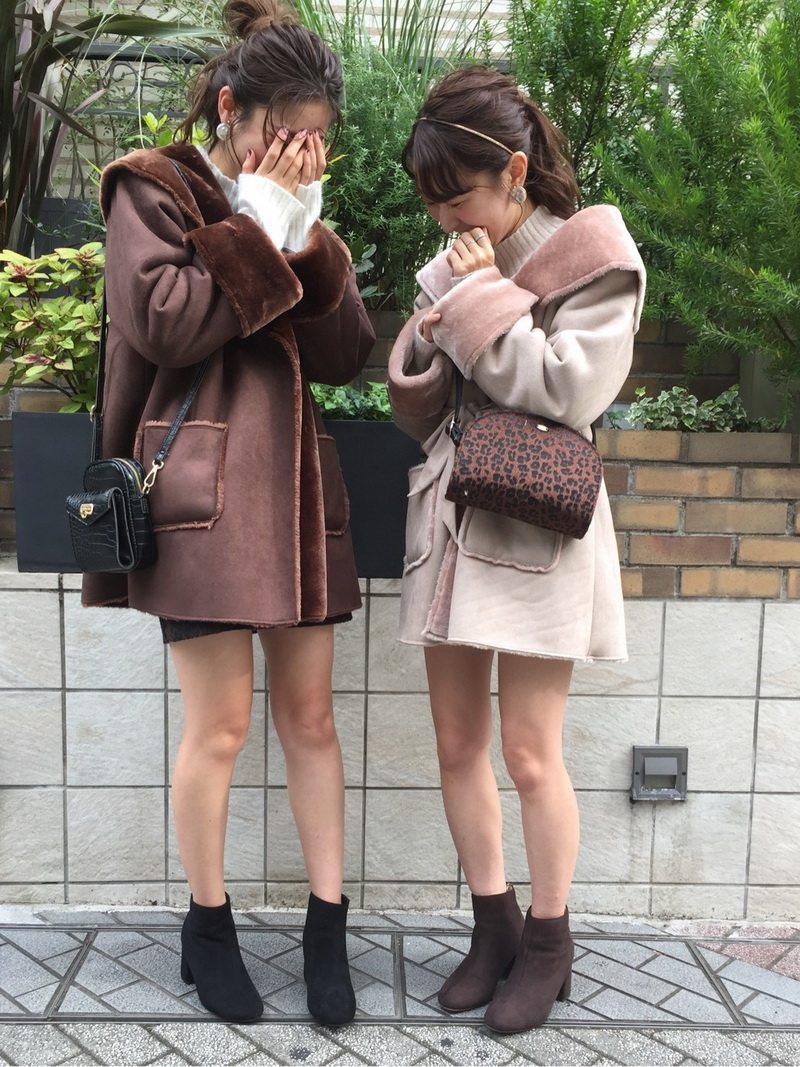 大翻领纯色麂皮绒厚外套