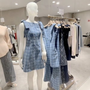 又嗲又美！DAZ展示会人气款 2WAY可拆卸下摆肩饰蝴蝶结牛仔连衣裙
