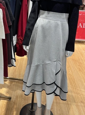 浪漫荷叶边！Sw1ngle 富家千金 层叠不规则荷叶边 花苞鱼尾摆半裙