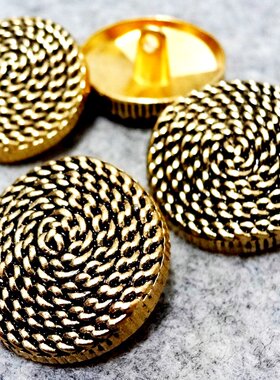 新款摸黑金色金属纽扣链条盘式