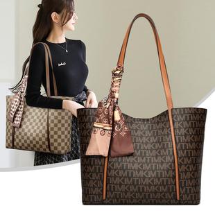 专柜正品 秋冬高级感真皮女包单肩手提大包 大容量托特包女2025新款