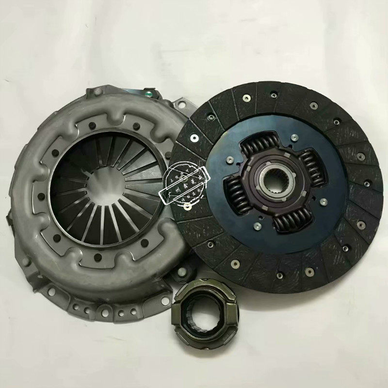 三菱猎豹黑金刚V31离合器三件套