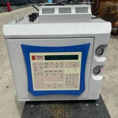 议价 北分瑞利气相色谱仪 SP-3420A 型，成色如图，。适合实{熠文