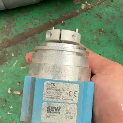 议价 sew编码器AV1H，srm50-hxzo-s21，议价