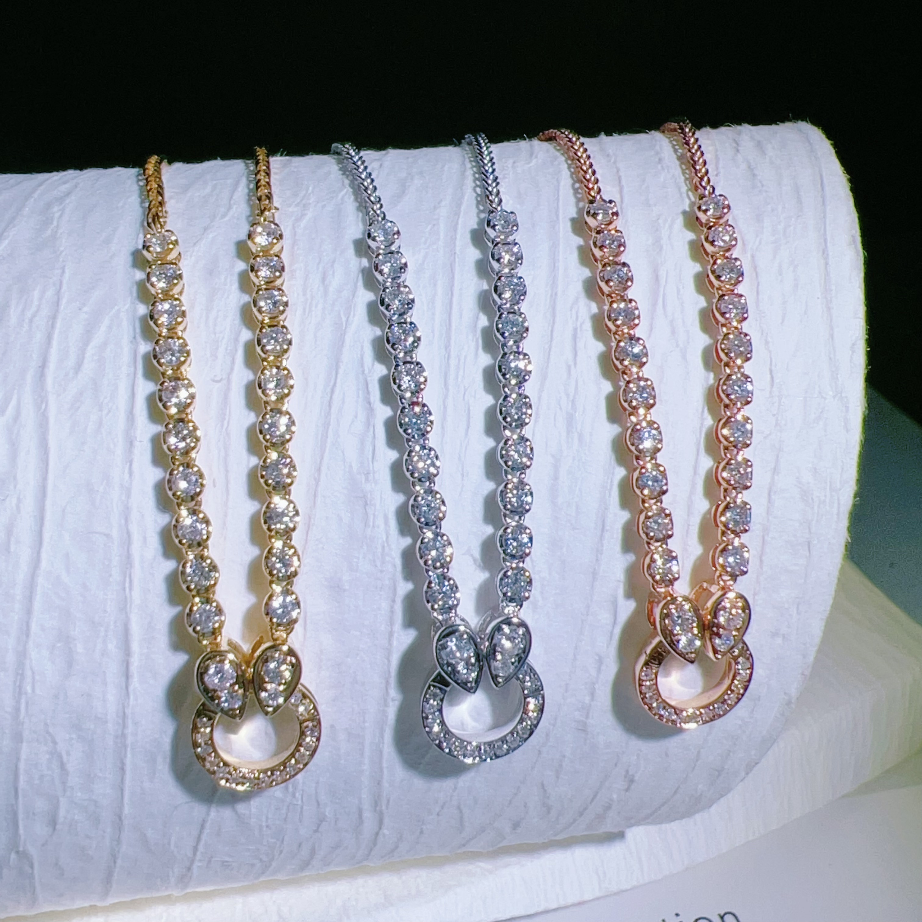 18K金钻石项链女珠宝真钻翡翠吊坠彩宝高货多用调节款AU750锁骨链