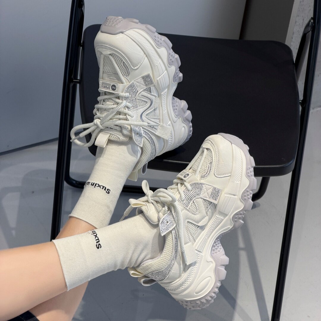 恋典真皮厚底轻便老爹鞋女2026春款韩版百搭时尚显脚小休闲运动鞋