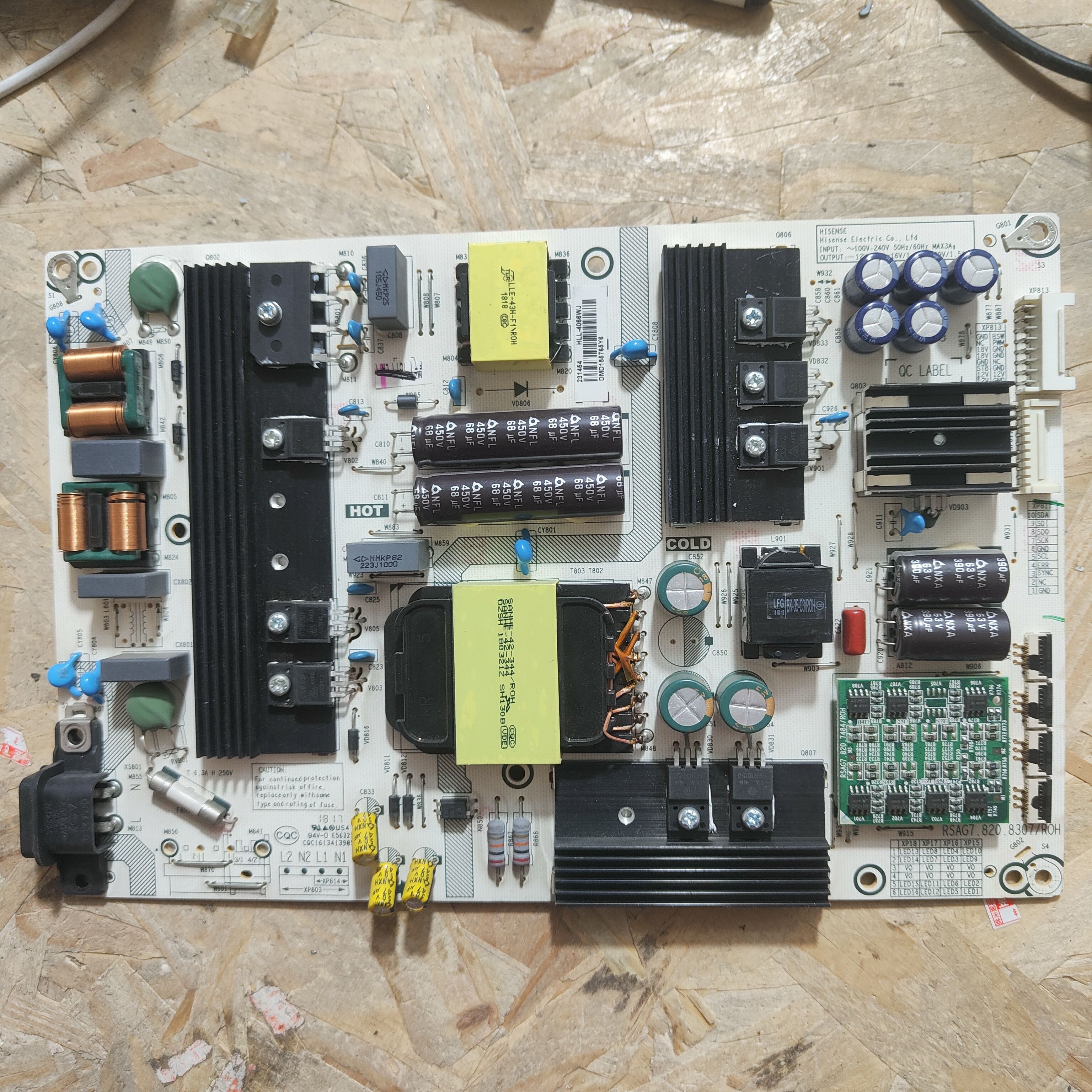 原装海信H50E7A 55E8A电源板RSAG7.820.8307 HLL-4066WJK测试发