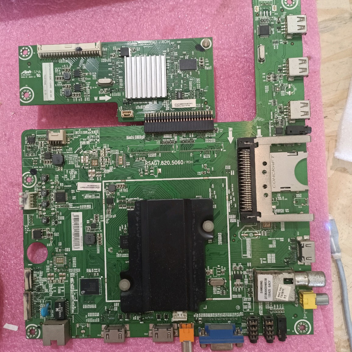 原装海信LED47K600X3D主板RSAG7.820.5060(BOM1/2)屏HE470HFR-B21