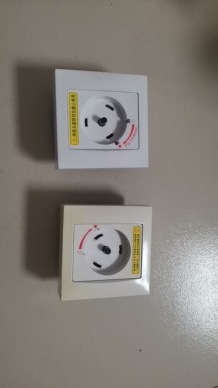 格力空调 柜机 拆机的专用插座11元一个
