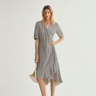 MM麦檬 休闲连衣裙5F6192931