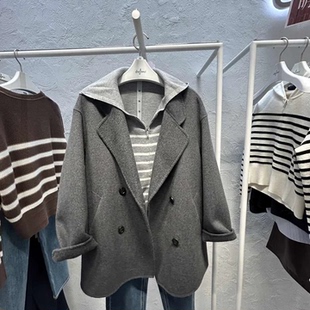 伊芙丽深灰毛呢大衣19GA870881