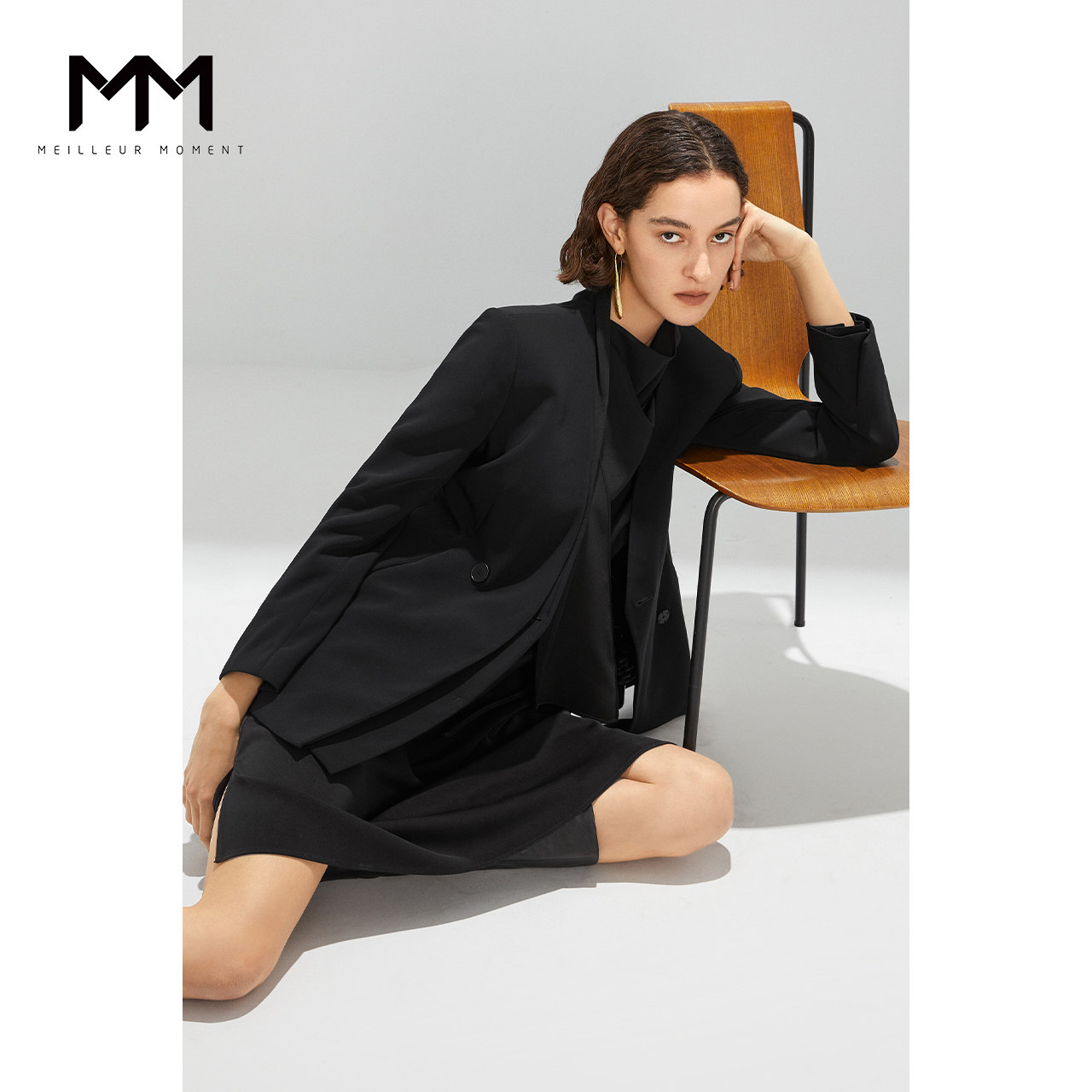 款MM麦檬春秋黑色西服宽松中长款西装外套女5BC312261