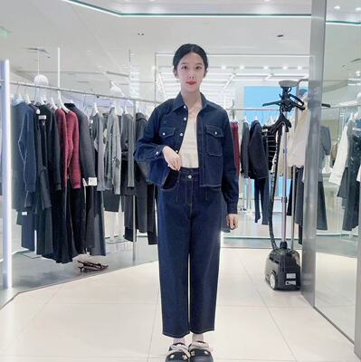 VIZAVIZA女士简约时尚牛仔裤V25120C06089