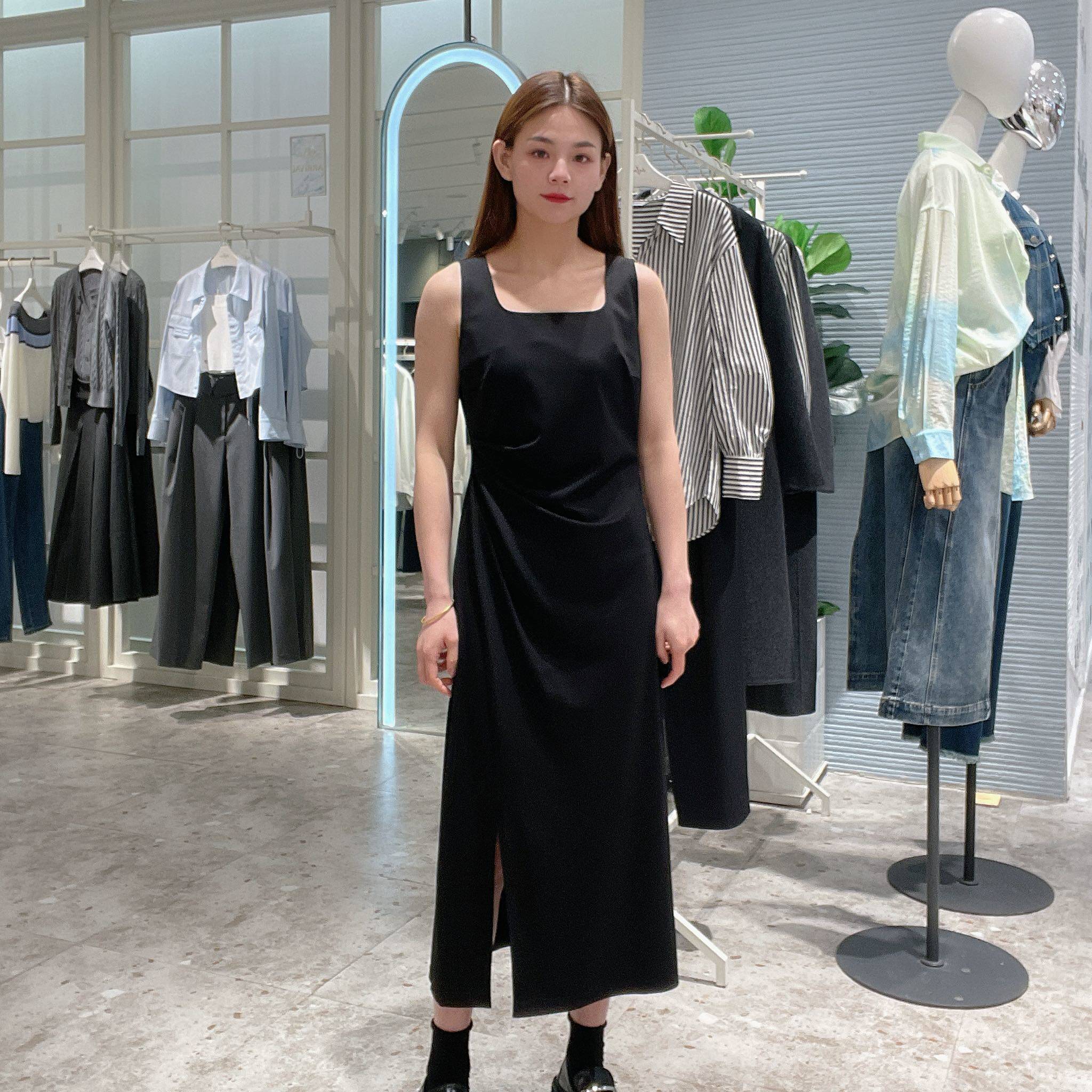 伊芙丽女士时尚简约连衣裙1F4191061