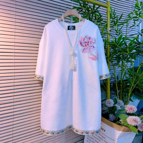 复古拼接大码女装钉珠花