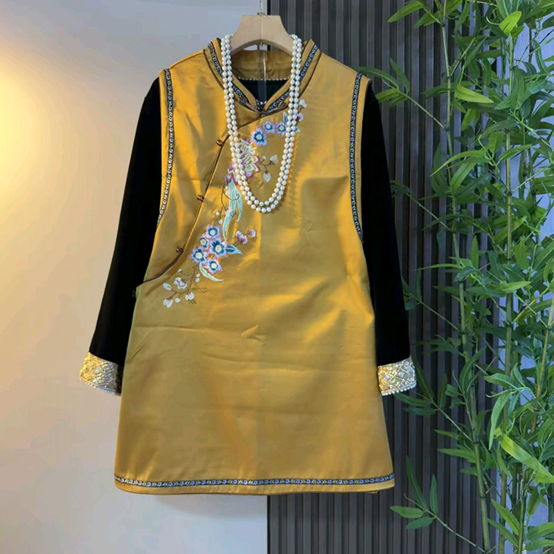 胖妹妹大码女装秋季2026新款复古新中式国风刺绣马甲长衫搭打底衫