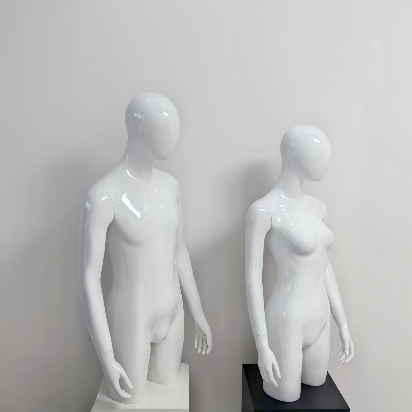 男女半身带头道具服装模特