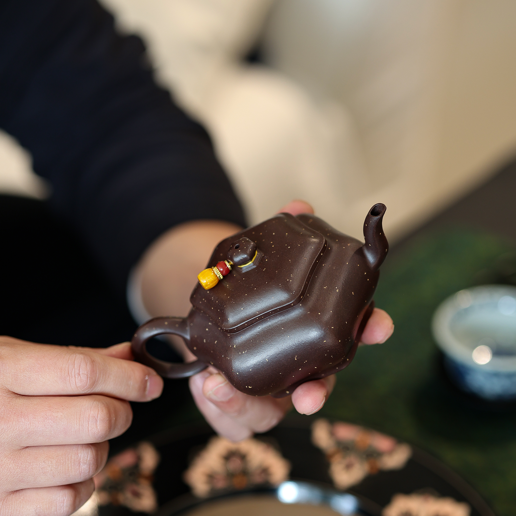 12.9出窑1只-150c六方扁灯 老紫泥铺砂方器 全手工壶 原矿紫砂壶