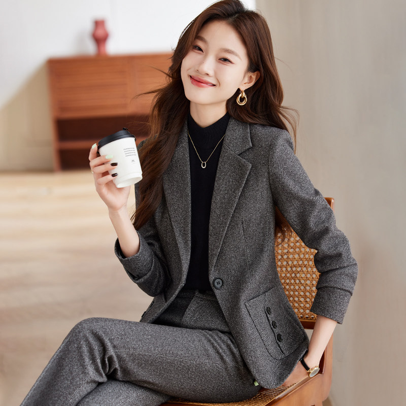 灰色毛呢西装外套女2025新款秋冬加厚高级职业正装工作服西服套装