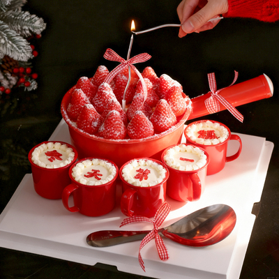 网红圣诞节新年跨年红色水瓢草莓桶蛋糕装饰创意搞怪水舀蛋糕杯