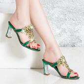 女2026年新款 高跟性感时尚 韩版 水钻凉鞋 水晶凉拖鞋 女外穿中跟粗跟