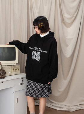 YEP复古黑色印花连帽卫衣女春秋2025新款套头美式帽衫宽松外套潮