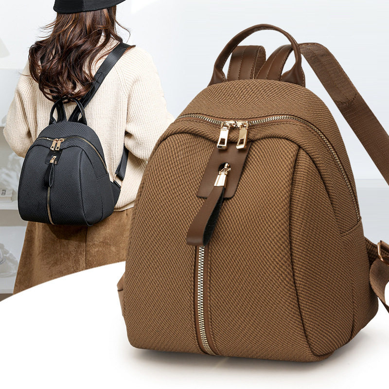 2026新款双肩包女潮流百搭休闲包户外旅行轻便简约大容量女士背包
