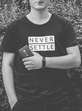 一加手机T恤 经典短袖 NEVER SETTLE