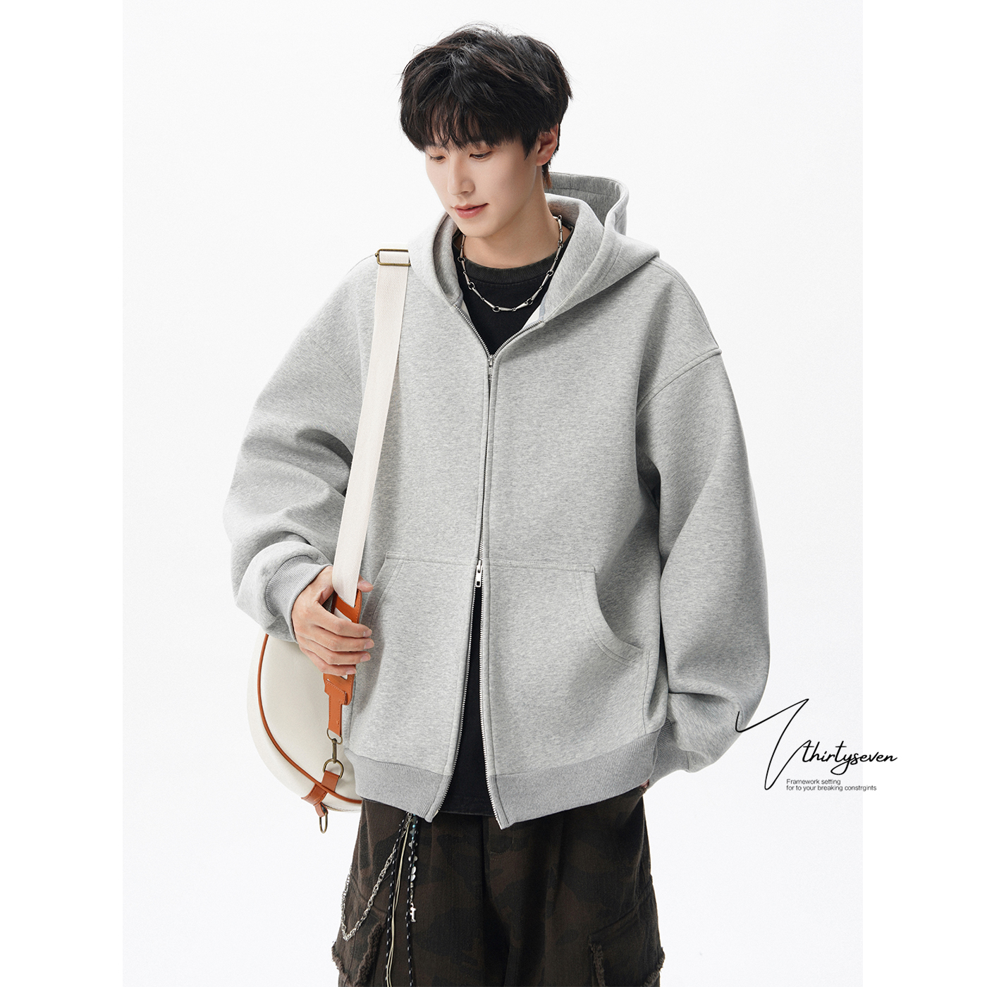 V37美式重磅设计感连帽卫衣