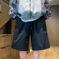 Черные шорты