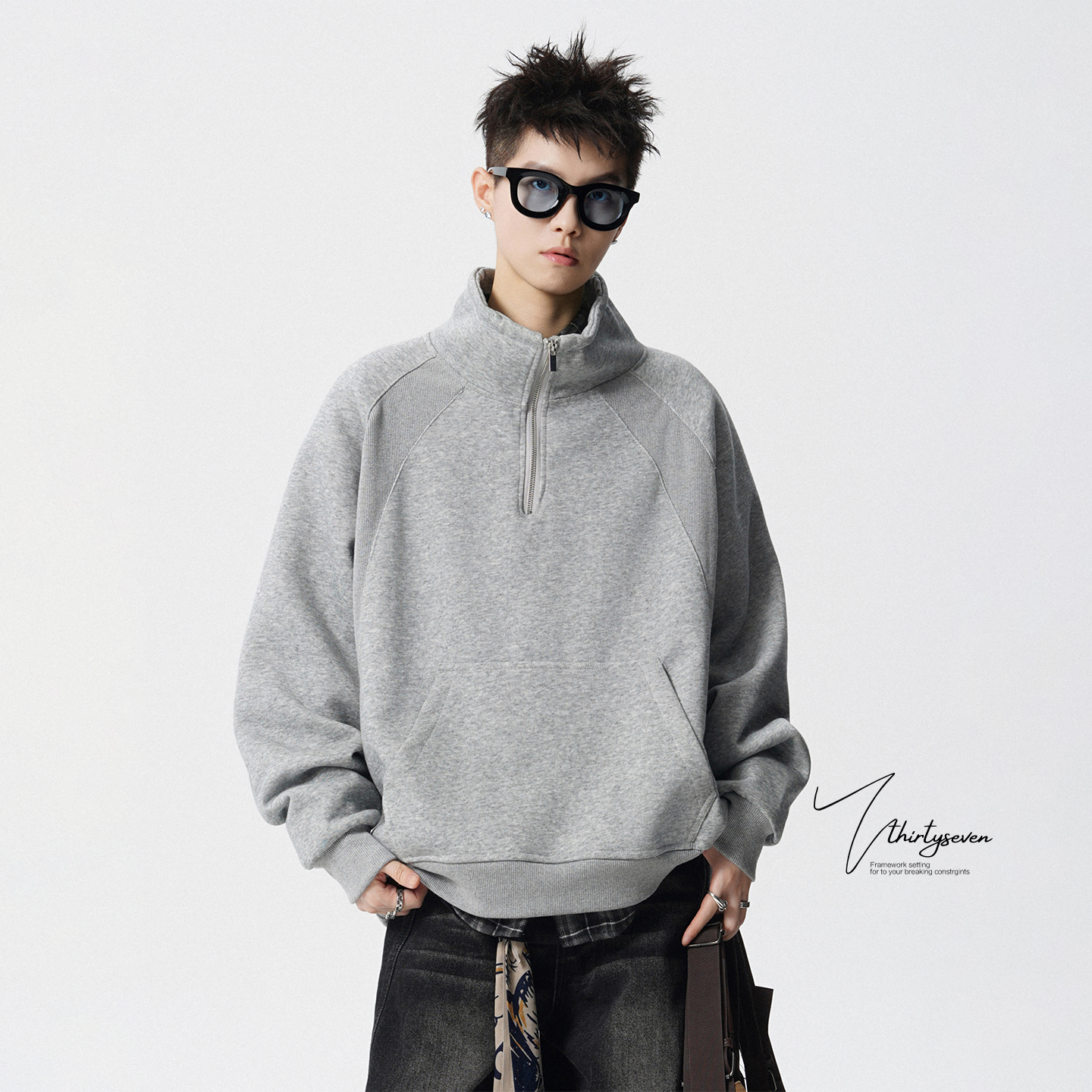 美式半拉链立领卫衣男