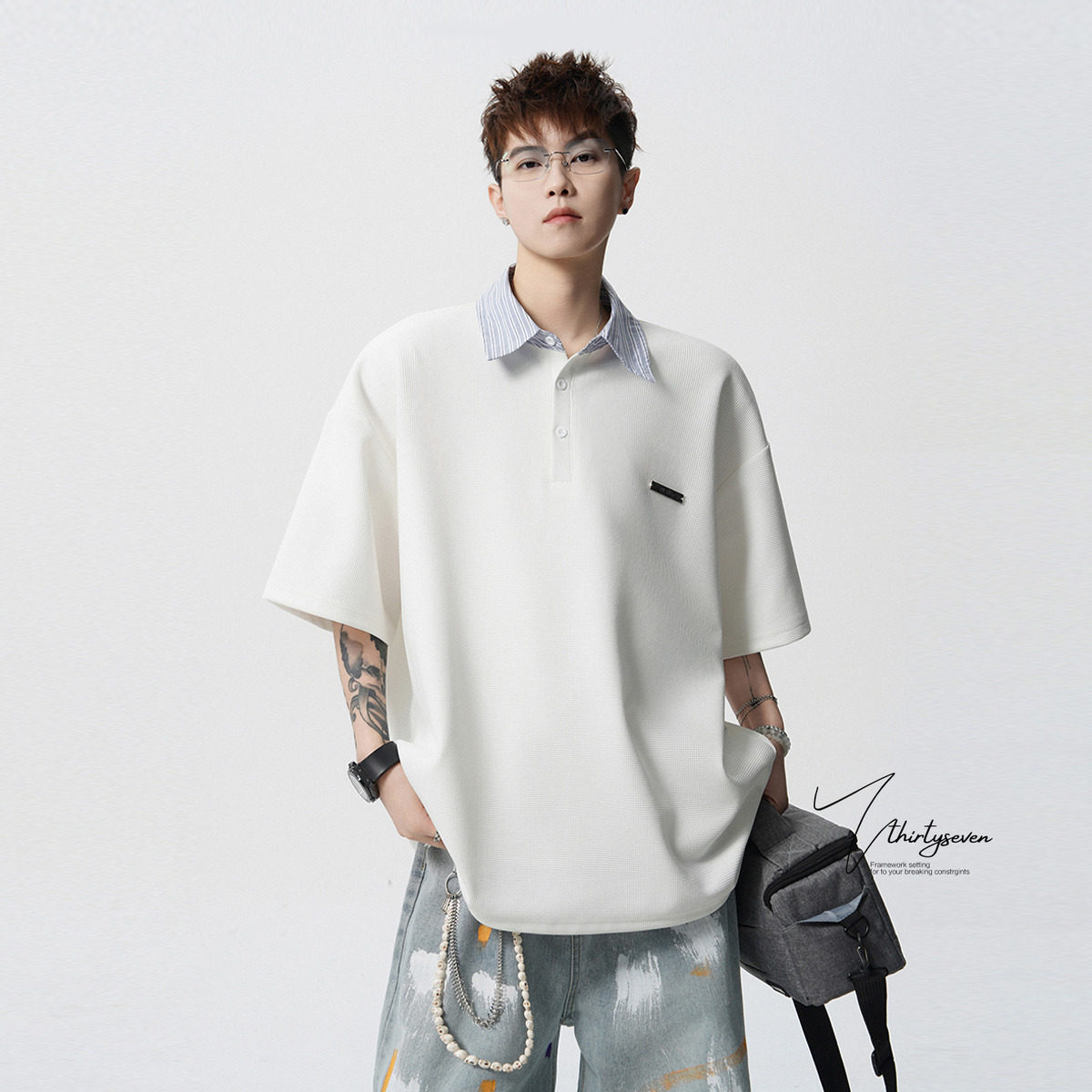 V37华夫格条纹衬衫领假两件短袖男夏季潮牌贴标宽松休闲五分袖t恤