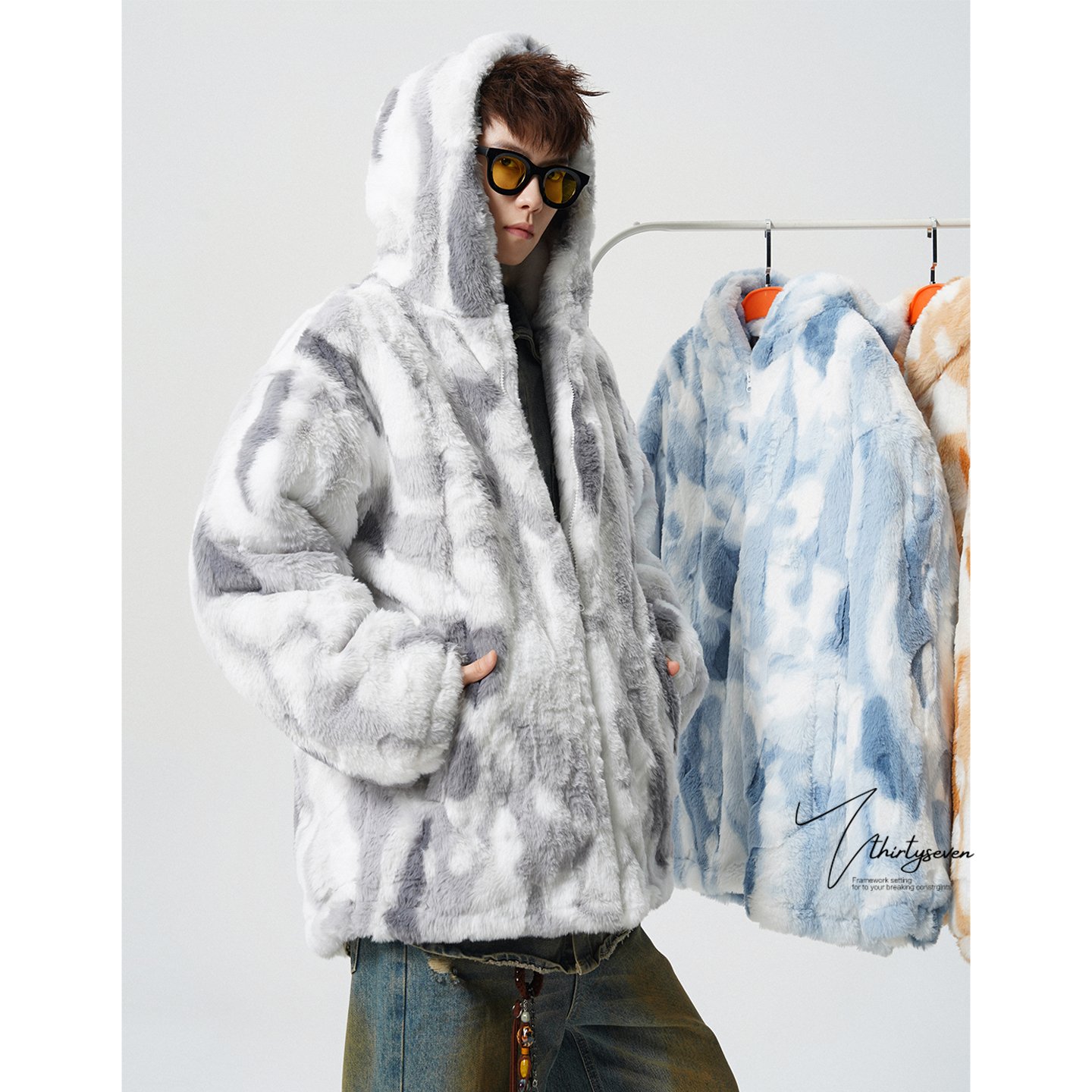 V37复古扎染羊羔毛外套