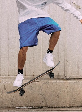 AVENUESON大道之子2025双色明线刺绣LOGO速干运动休闲短裤