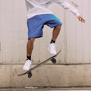 AVENUESON大道之子2025双色明线刺绣LOGO速干运动休闲短裤