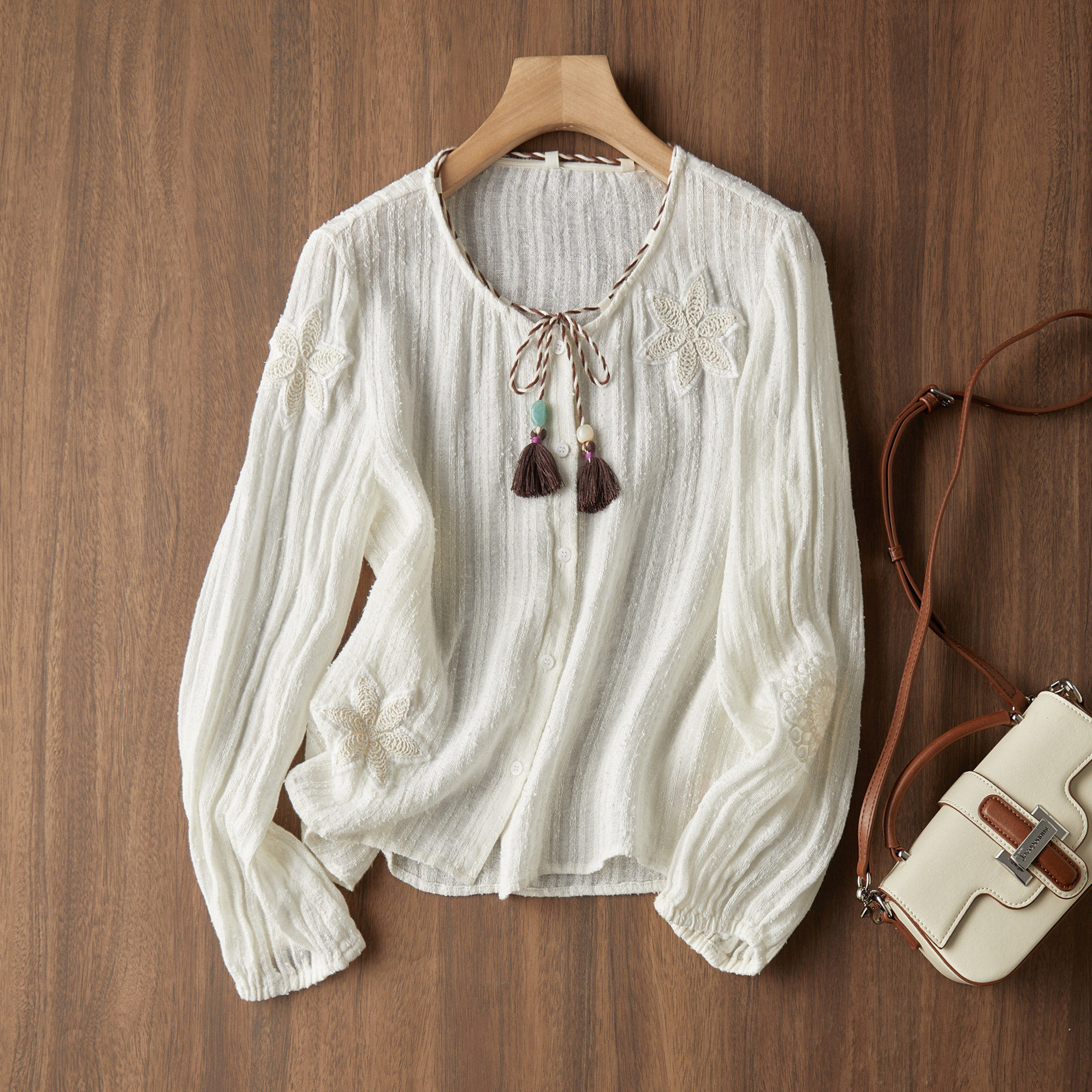 显瘦！全亚麻法式温柔风刺绣流苏系带长袖衬衫女宽松气质白色上衣