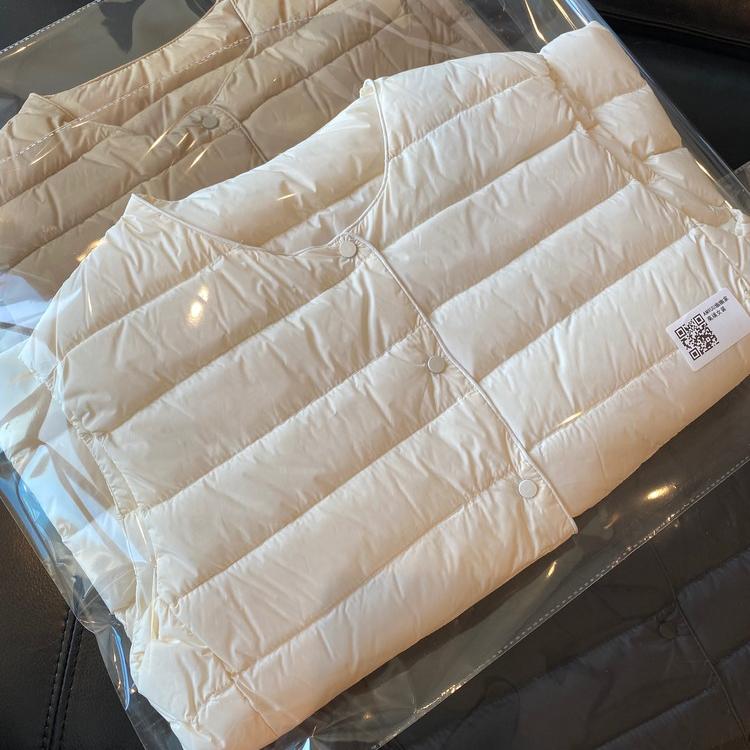 高品质白鹅绒马甲轻薄短款羽绒服