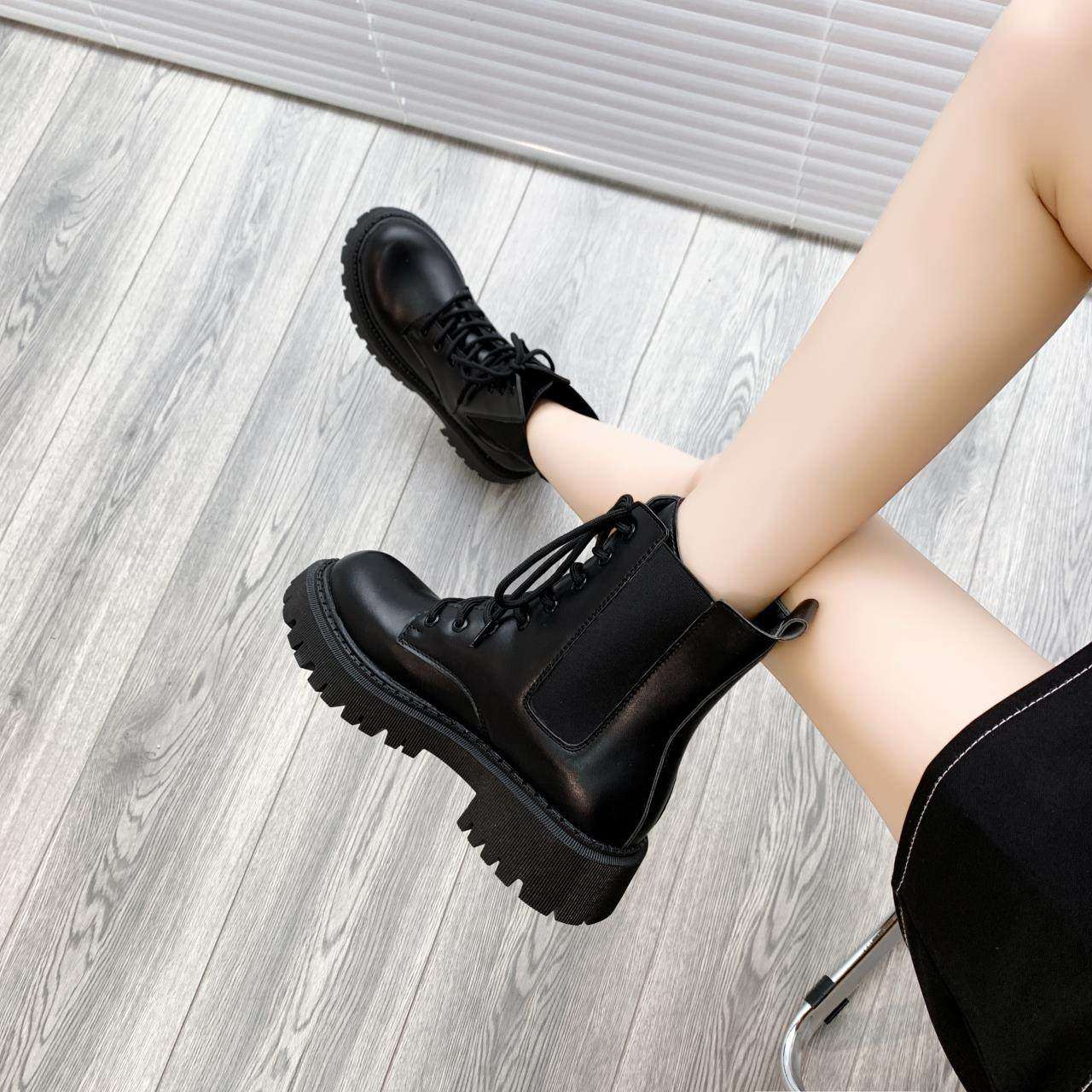 大码马丁靴41-43女脚宽脚肥短靴2025秋冬加绒英伦风厚底高帮靴子,女鞋,马丁靴,淘宝优惠券,粉丝福利购,淘宝优惠卷