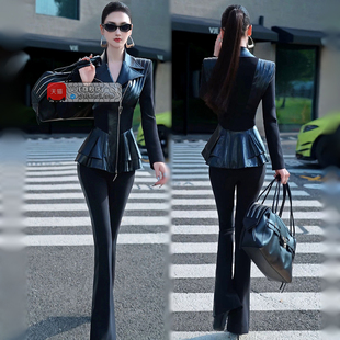 VJE秋冬英伦风拼皮洋气外套喇叭裤两件套2025新款帅气减龄套装