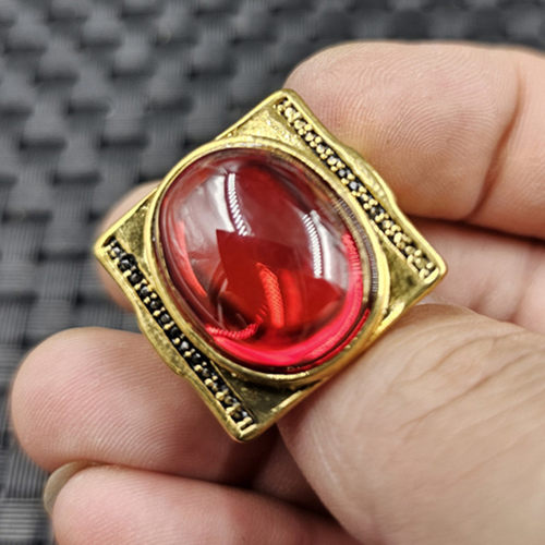 冰种红锆石椭圆玉石戒指鸡血红