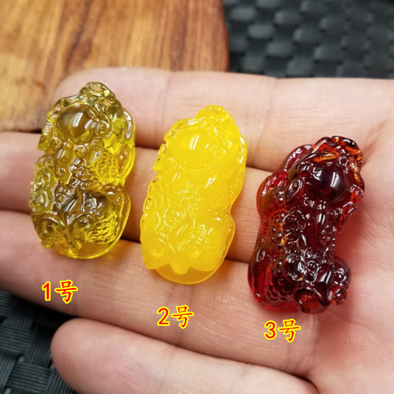 精美荧光浮盐水仿蜜蜡貔貅挂件仿金珀貔貅吊坠血泊手链貔貅吊坠
