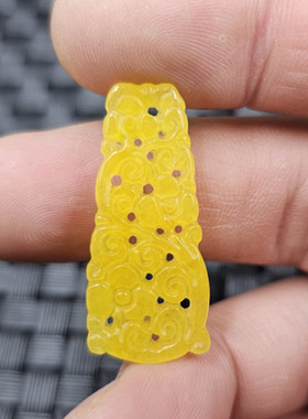 优化黄龙玉如意玉石挂件梯形