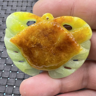 玉石挂件翠玉黄翡翠螃蟹挂件八法来财吊坠立体螃蟹手把件玉坠项坠
