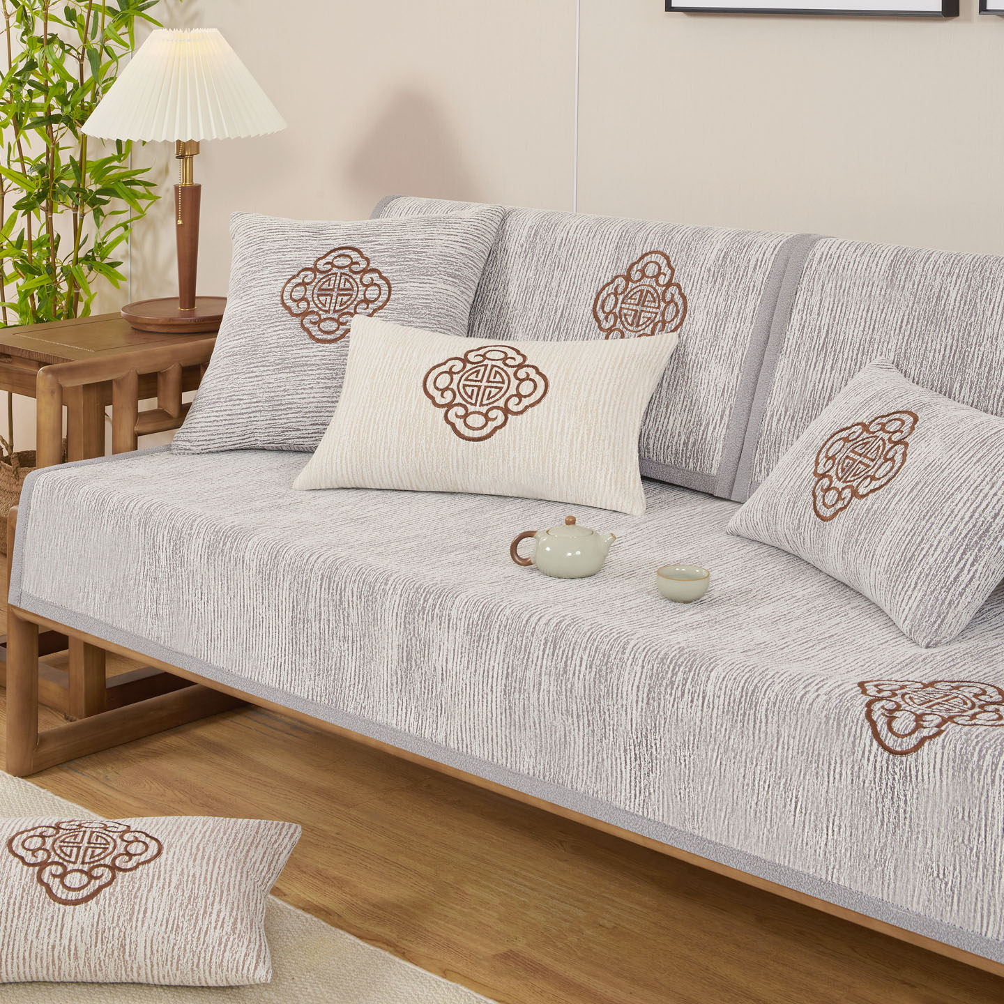 2026新款中式沙发垫套罩雪尼尔高档实木坐垫四季通用防滑红木盖布