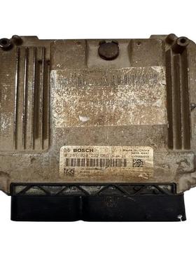 适用重汽豪沃A7/T7博世发动机控制行车ECU电脑板EDC17 0281020292